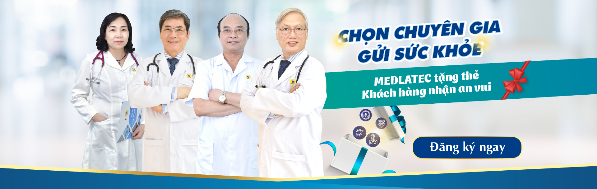 Chọn chuyên gia gửi sức khỏe - MEDLATEC tặng thẻ, Khách hàng nhận an vui